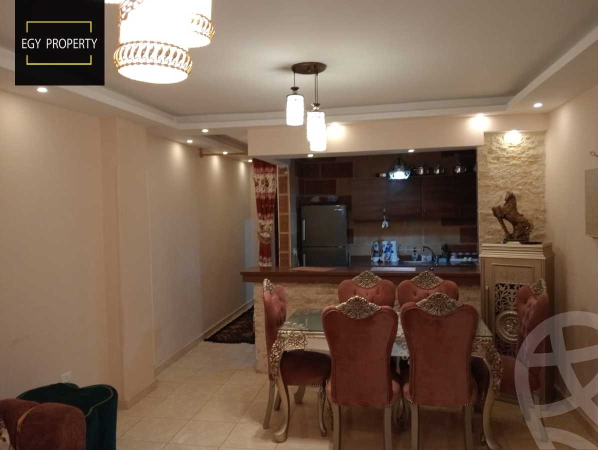 https://aqarmap.com.eg/en/listing/5298512-for-rent-cairo-6th-of-october-el-ahyaa-neighborhood-2nd-divided-from-al-kafrawei-st