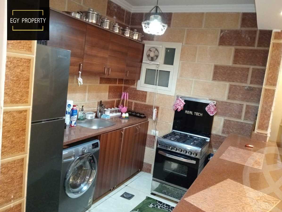 https://aqarmap.com.eg/en/listing/5298512-for-rent-cairo-6th-of-october-el-ahyaa-neighborhood-2nd-divided-from-al-kafrawei-st