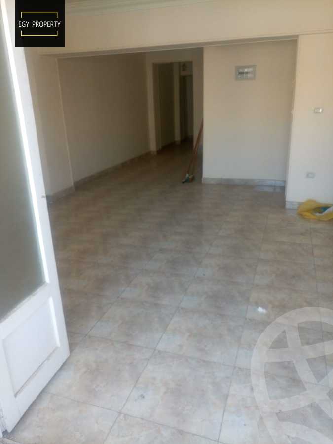 https://aqarmap.com.eg/en/listing/5309149-for-rent-cairo-6th-of-october-el-ahyaa-neighborhood-4th-school-st