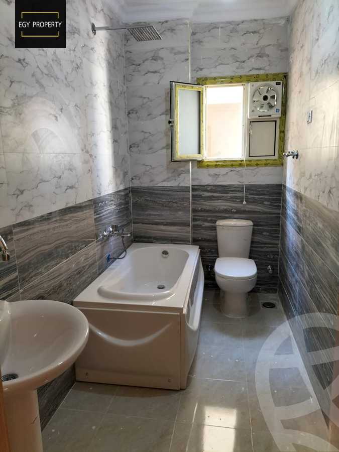 https://aqarmap.com.eg/en/listing/5309848-for-sale-cairo-6th-of-october-el-tawsaat-el-shamalya-hy-2000-qt