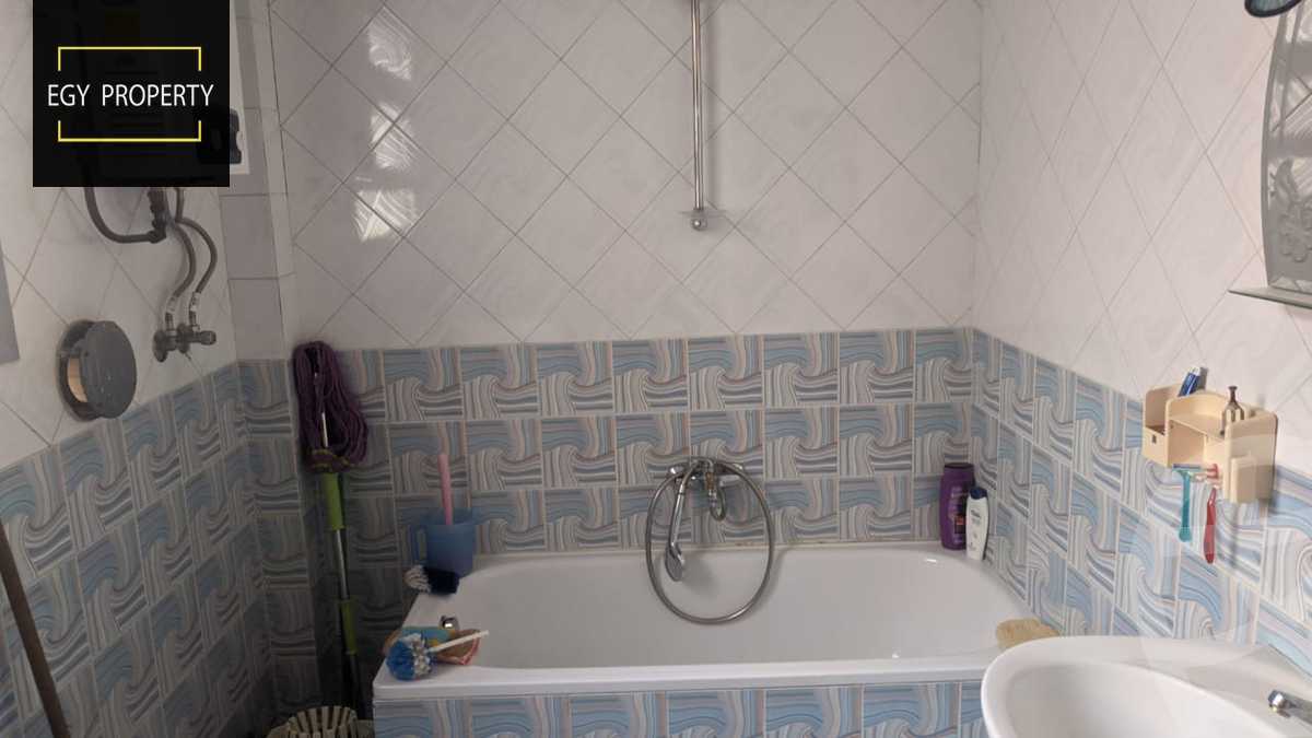 https://aqarmap.com.eg/en/listing/5312770-for-sale-cairo-6th-of-october-el-ahyaa-neighborhood-1st-eighth-neighborhood