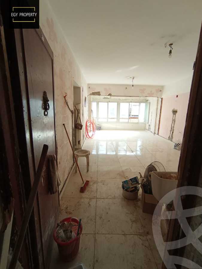 https://aqarmap.com.eg/ar/listing/5312851-for-sale-cairo-6th-of-october-el-ahyaa-neighborhood-3rd-al-hay-al-thalith-st