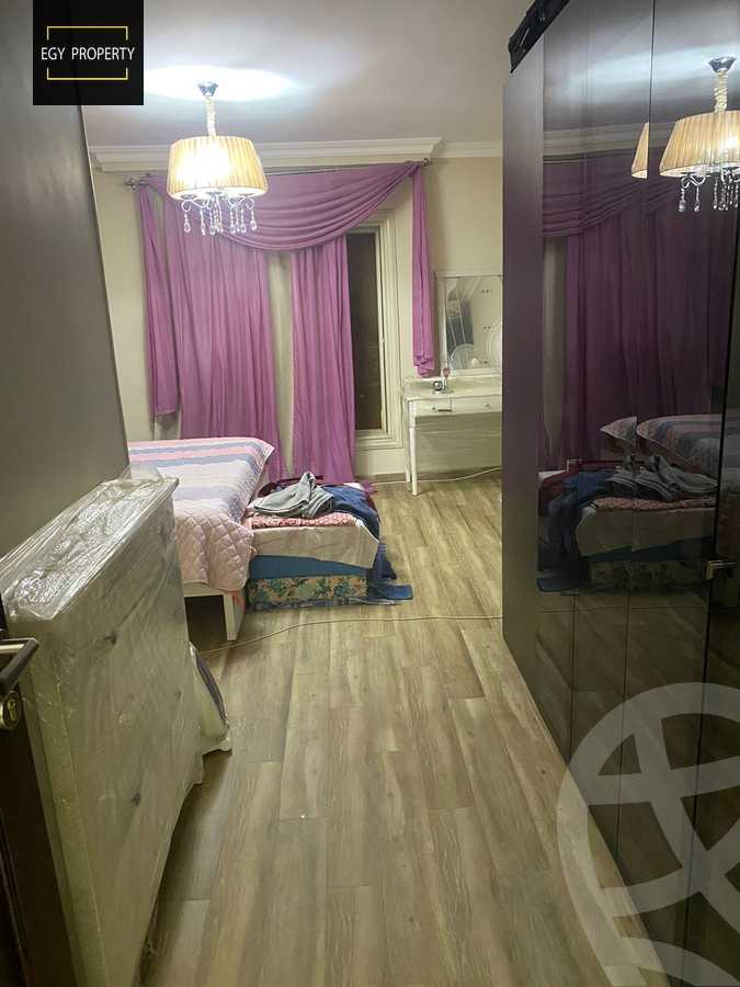 https://aqarmap.com.eg/en/listing/5312889-for-sale-cairo-el-sheikh-zayed-city-compounds-el-khamayel