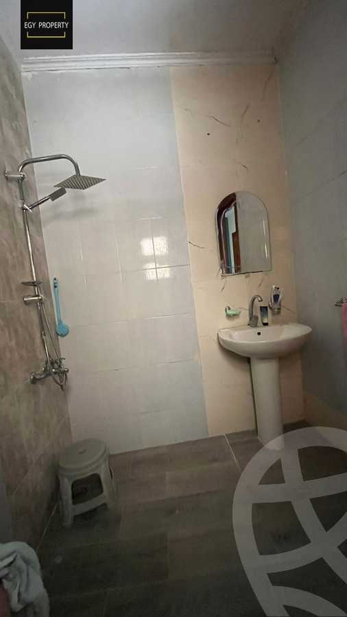 https://aqarmap.com.eg/en/listing/5313341-for-sale-cairo-6th-of-october-el-ahyaa-neighborhood-8th-el-tahrir-rd