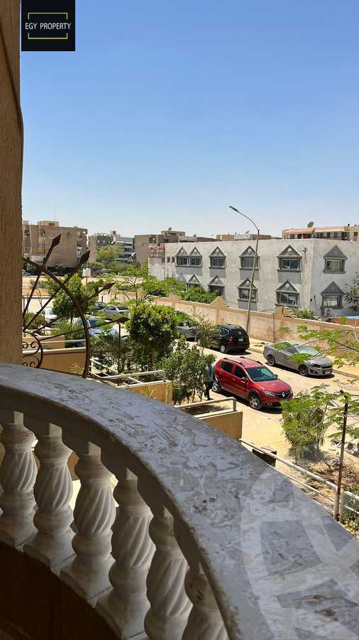https://aqarmap.com.eg/en/listing/5313341-for-sale-cairo-6th-of-october-el-ahyaa-neighborhood-8th-el-tahrir-rd