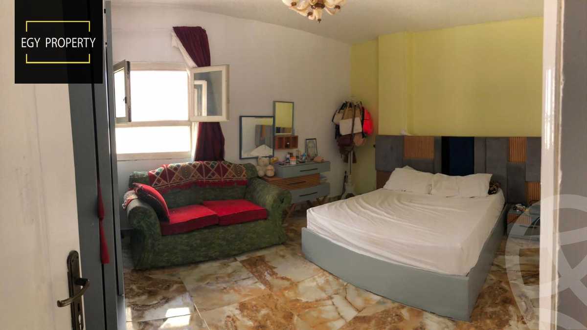 https://aqarmap.com.eg/en/listing/5328533-for-sale-cairo-6th-of-october-el-ahyaa-neighborhood-4th-d-kamal-hamdi-st