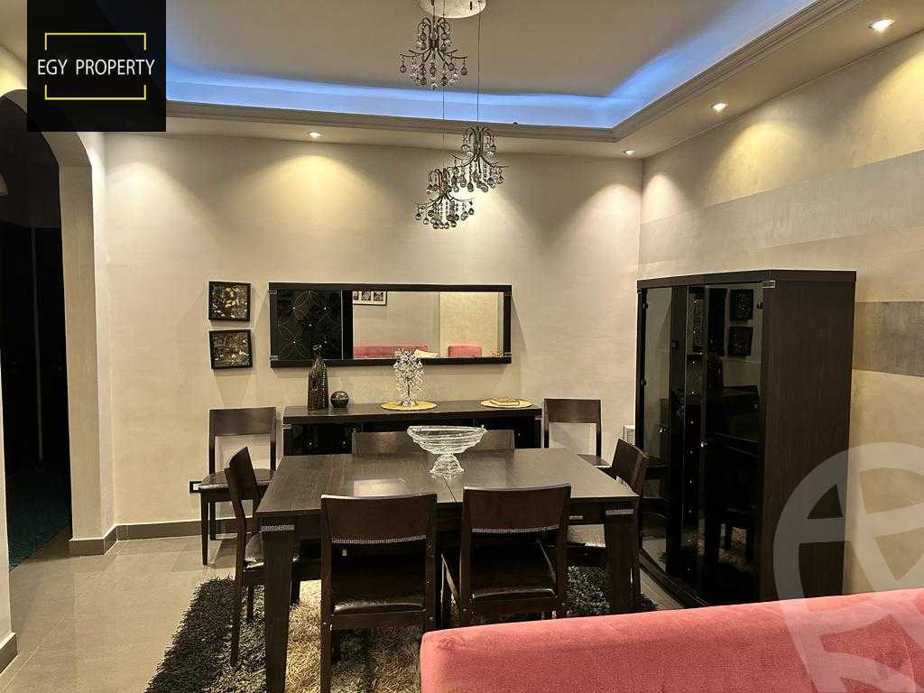 https://aqarmap.com.eg/en/listing/5328755-for-sale-cairo-el-sheikh-zayed-city-compounds-el-khamayel