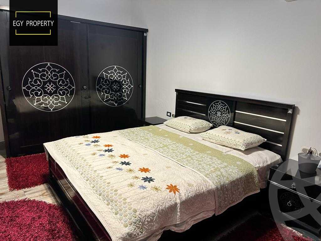 https://aqarmap.com.eg/en/listing/5328755-for-sale-cairo-el-sheikh-zayed-city-compounds-el-khamayel
