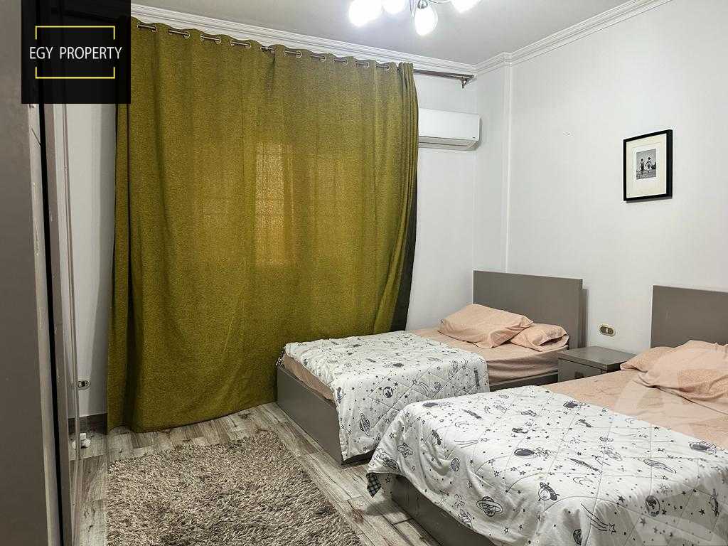 https://aqarmap.com.eg/en/listing/5328755-for-sale-cairo-el-sheikh-zayed-city-compounds-el-khamayel