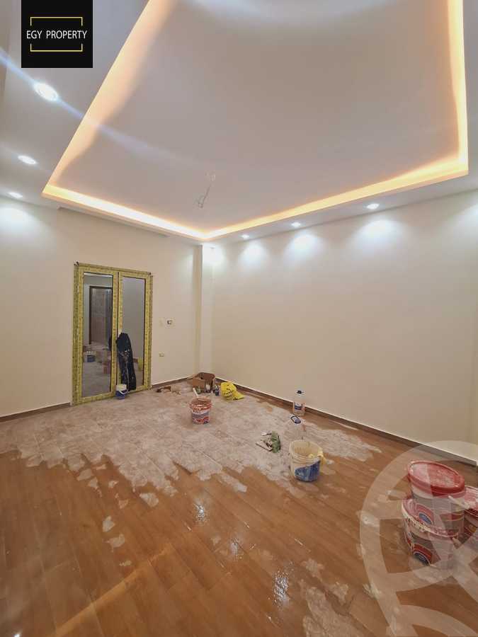 https://aqarmap.com.eg/en/listing/5328929-for-sale-cairo-6th-of-october-el-ahyaa-neighborhood-2nd-divided-from-al-kafrawei-st