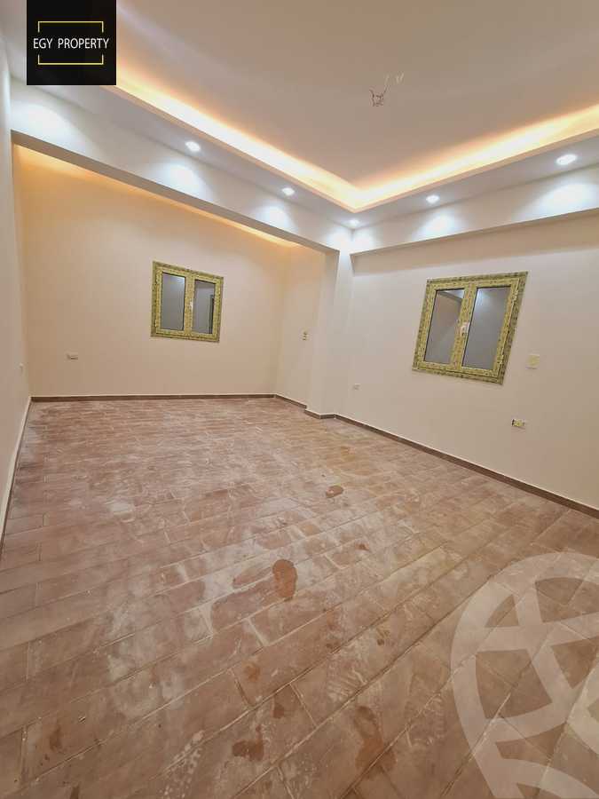 https://aqarmap.com.eg/en/listing/5328929-for-sale-cairo-6th-of-october-el-ahyaa-neighborhood-2nd-divided-from-al-kafrawei-st