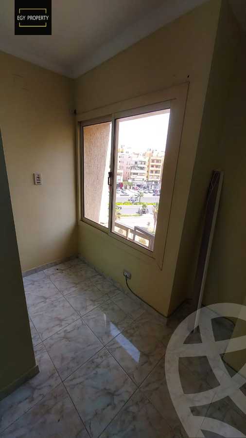 https://aqarmap.com.eg/ar/listing/5335732-for-rent-cairo-6th-of-october-lhsry