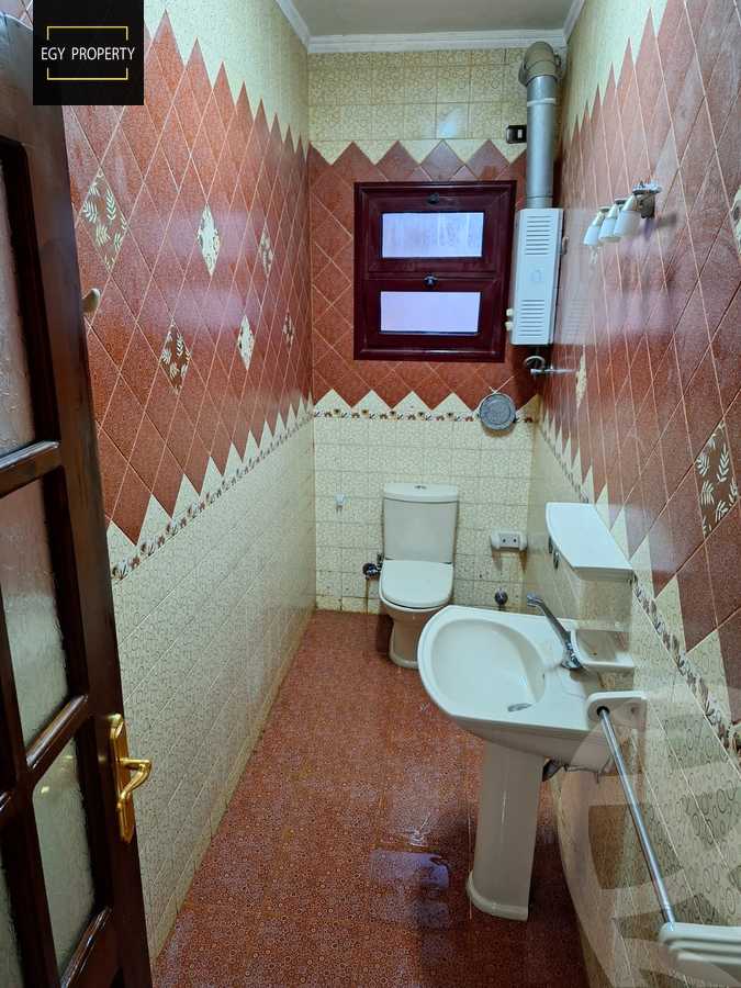 https://aqarmap.com.eg/en/listing/5335838-for-rent-cairo-6th-of-october-el-ahyaa-neighborhood-5th-street-19