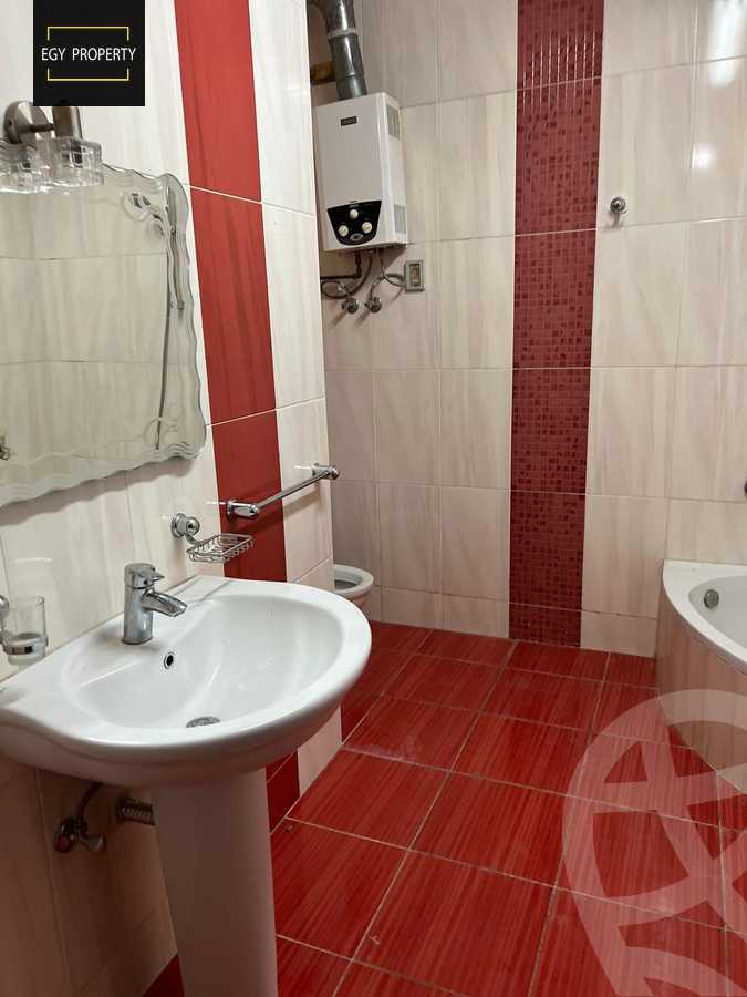 https://aqarmap.com.eg/ar/listing/5336203-for-rent-cairo-el-sheikh-zayed-city-compounds-el-khamayel