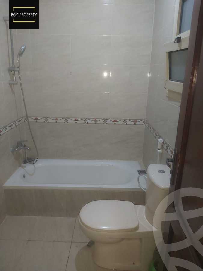 https://aqarmap.com.eg/en/listing/5388824-for-rent-cairo-6th-of-october-el-ahyaa-neighborhood-1st-rich-bake-st