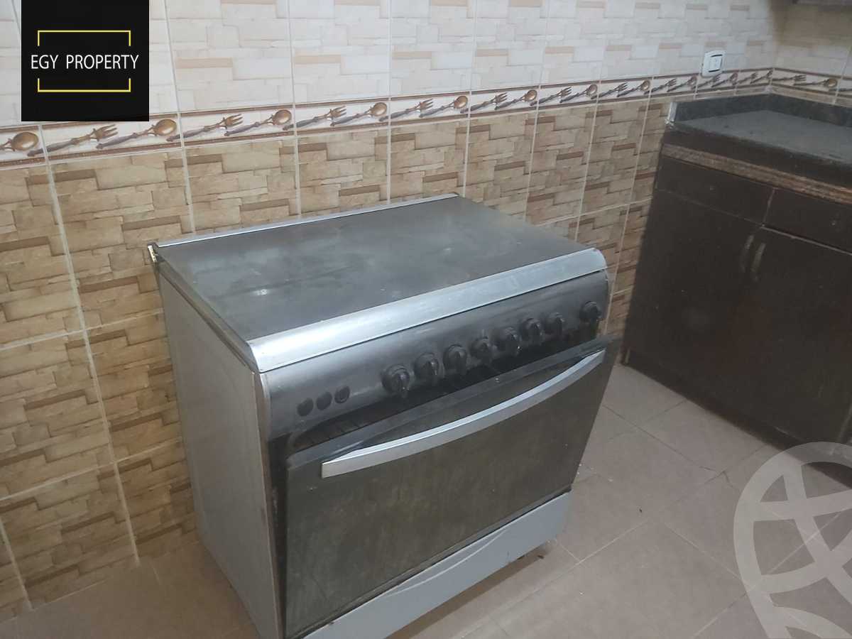 https://aqarmap.com.eg/en/listing/5388824-for-rent-cairo-6th-of-october-el-ahyaa-neighborhood-1st-rich-bake-st