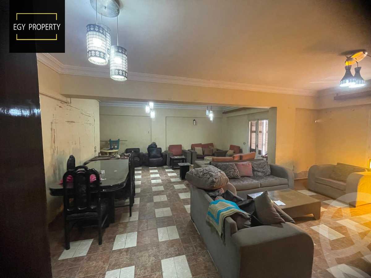 https://aqarmap.com.eg/en/listing/5405484-for-sale-cairo-6th-of-october-el-ahyaa-neighborhood-2nd-divided-from-al-kafrawei-st