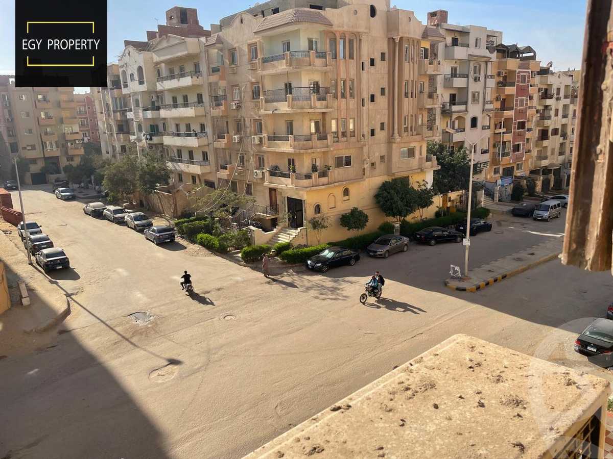 https://aqarmap.com.eg/en/listing/5405484-for-sale-cairo-6th-of-october-el-ahyaa-neighborhood-2nd-divided-from-al-kafrawei-st