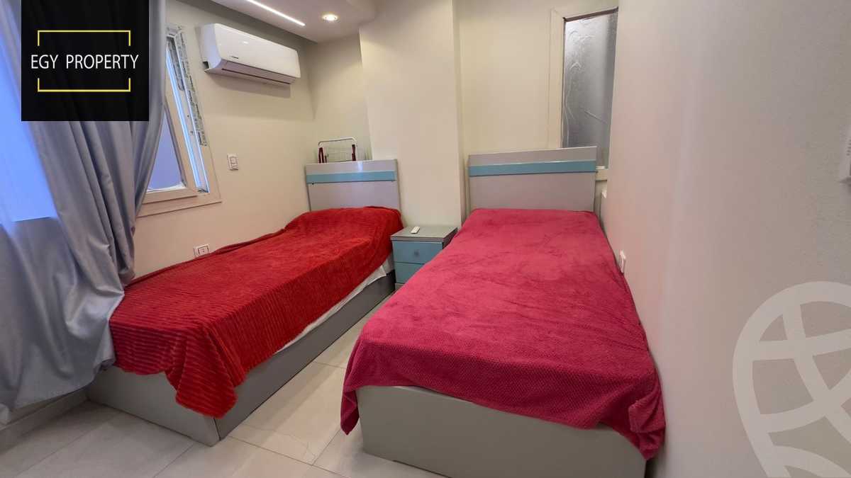 https://aqarmap.com.eg/ar/listing/5413011-for-rent-cairo-6th-of-october-el-ahyaa-neighborhood-1st-eighth-neighborhood
