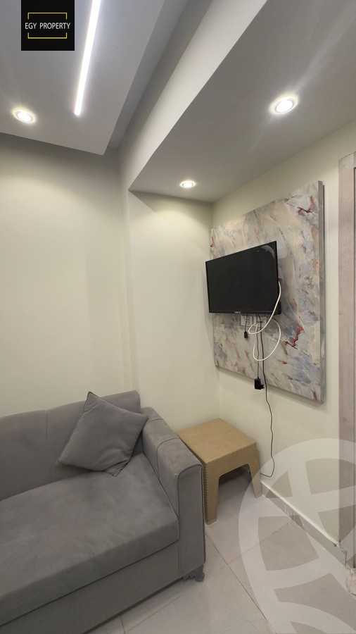 https://aqarmap.com.eg/ar/listing/5413063-for-rent-cairo-6th-of-october-el-ahyaa-neighborhood-1st-eighth-neighborhood