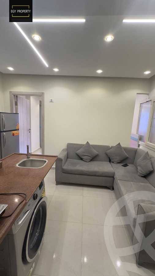 https://aqarmap.com.eg/ar/listing/5413063-for-rent-cairo-6th-of-october-el-ahyaa-neighborhood-1st-eighth-neighborhood