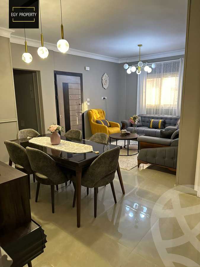 https://aqarmap.com.eg/ar/listing/5413200-for-sale-cairo-6th-of-october-el-ahyaa-neighborhood-5th-street-2