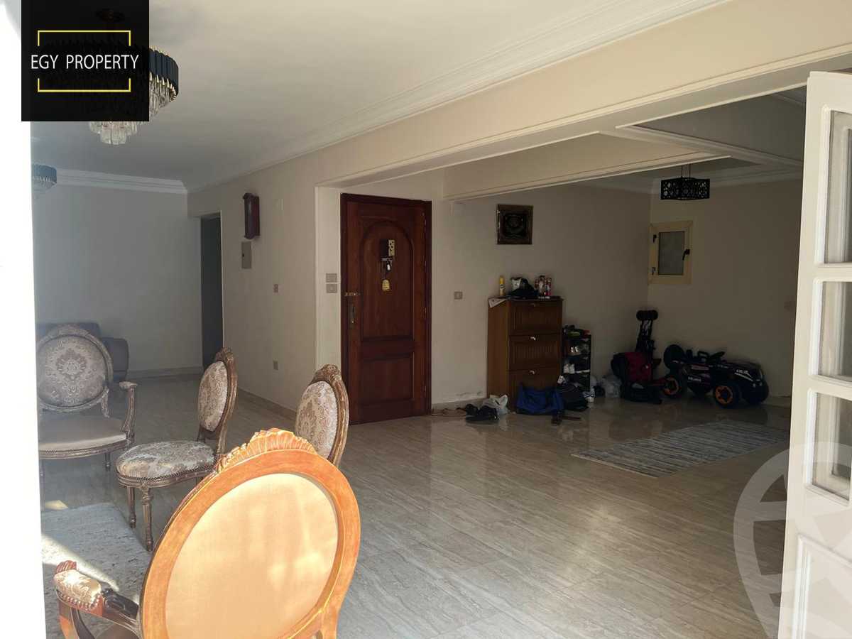 https://aqarmap.com.eg/en/listing/5416214-for-sale-cairo-6th-of-october-el-ahyaa-neighborhood-3rd