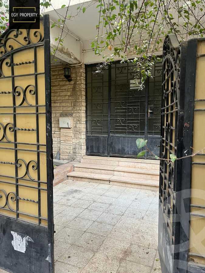 https://aqarmap.com.eg/en/listing/5416214-for-sale-cairo-6th-of-october-el-ahyaa-neighborhood-3rd
