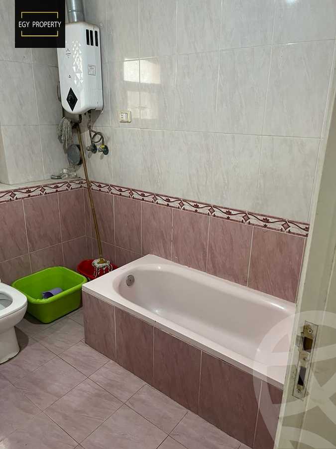 https://aqarmap.com.eg/ar/listing/5420434-for-rent-cairo-6th-of-october-el-ahyaa-neighborhood-1st-el-kawthar-st