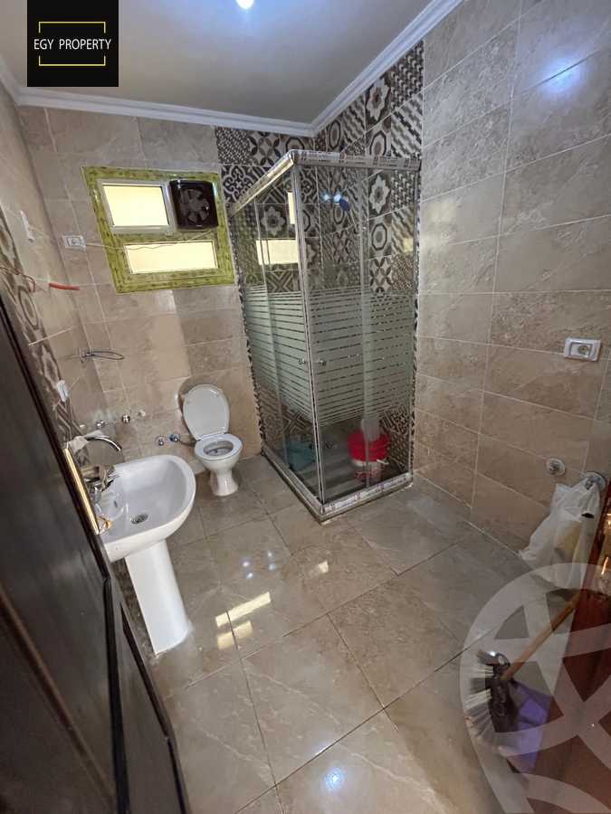 https://aqarmap.com.eg/en/listing/5420518-for-rent-cairo-6th-of-october-compounds-jn-ktwbr