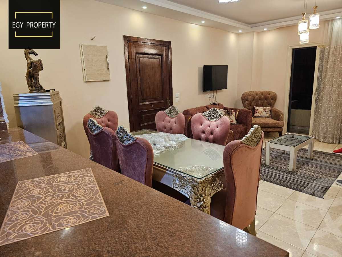 https://aqarmap.com.eg/en/listing/5420534-for-rent-cairo-6th-of-october-el-ahyaa-neighborhood-2nd-divided-from-al-kafrawei-st