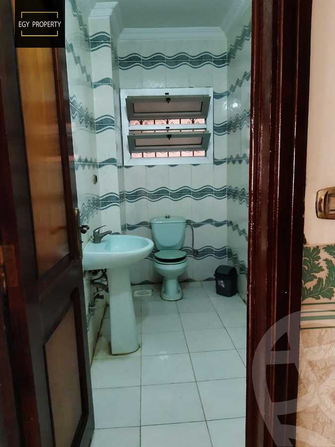 https://aqarmap.com.eg/en/listing/5420855-for-rent-cairo-6th-of-october-el-ahyaa-neighborhood-2nd-divided-from-al-kafrawei-st