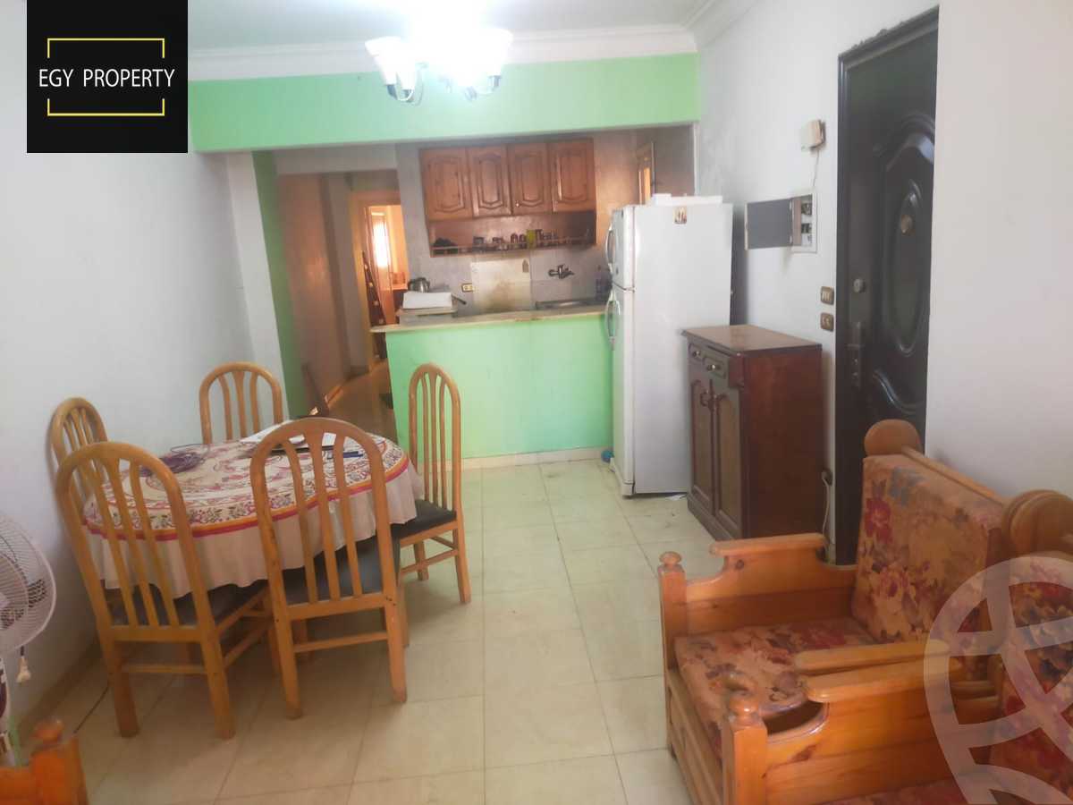 https://aqarmap.com.eg/en/listing/5421117-for-rent-cairo-6th-of-october-el-ahyaa-neighborhood-2nd-divided-from-al-kafrawei-st