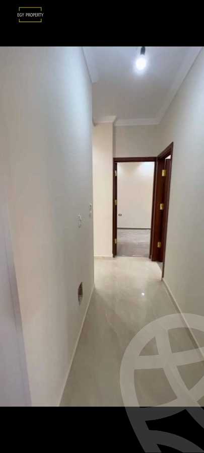 https://aqarmap.com.eg/ar/listing/5436125-for-sale-cairo-6th-of-october-el-ahyaa-neighborhood-5th-street-2