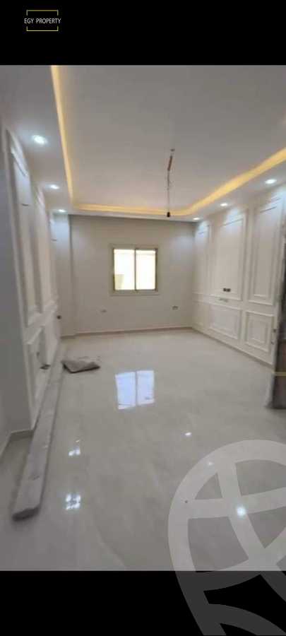 https://aqarmap.com.eg/ar/listing/5436125-for-sale-cairo-6th-of-october-el-ahyaa-neighborhood-5th-street-2