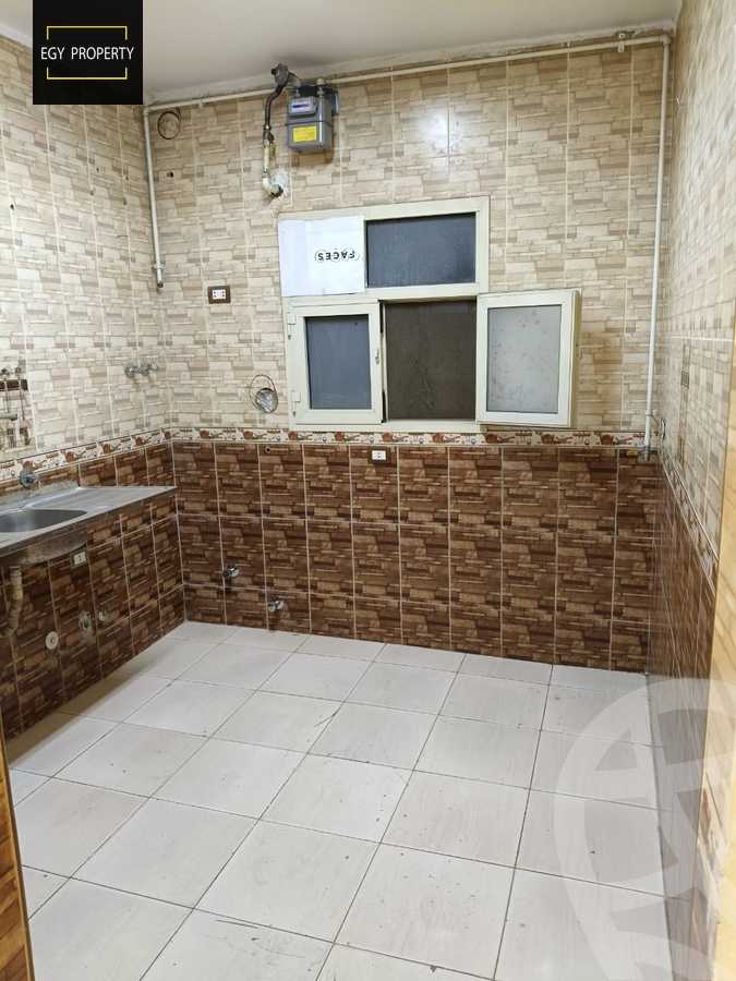 https://aqarmap.com.eg/en/listing/5468341-for-sale-cairo-6th-of-october-el-ahyaa-neighborhood-1st-al-maahad