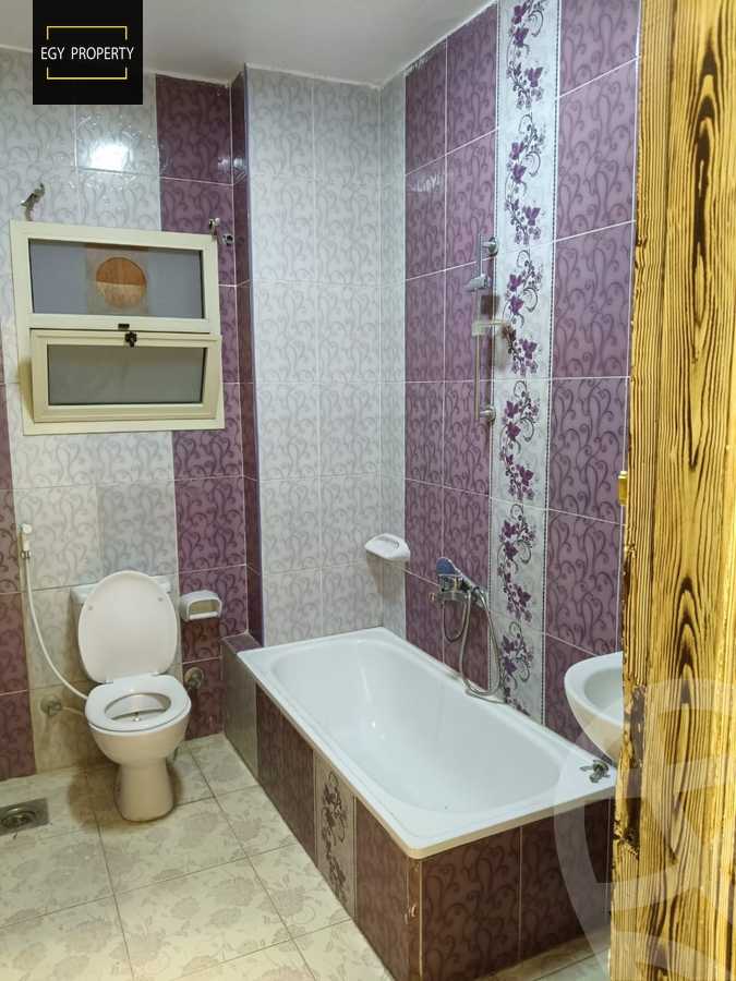 https://aqarmap.com.eg/en/listing/5470946-for-sale-cairo-6th-of-october-el-ahyaa-neighborhood-1st