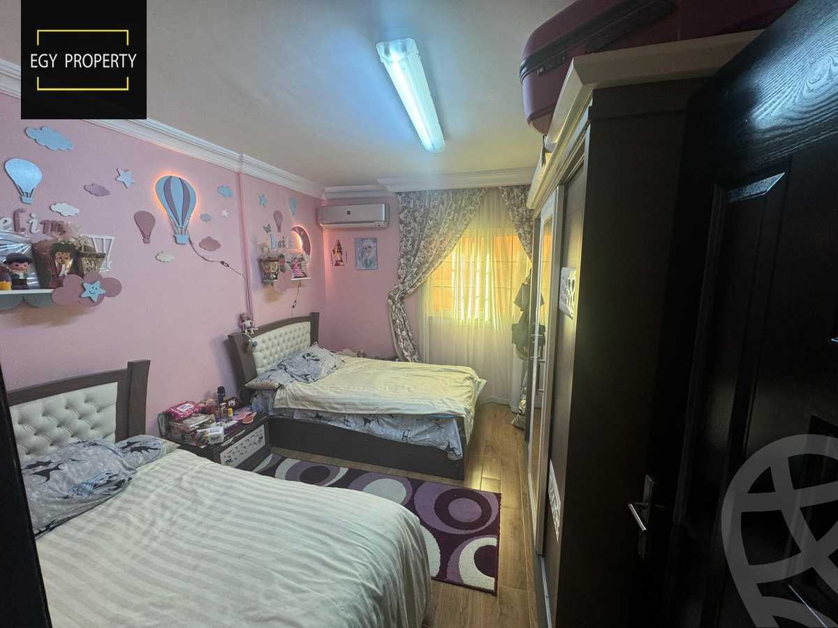 https://aqarmap.com.eg/en/listing/5471029-for-sale-cairo-6th-of-october-el-ahyaa-neighborhood-1st-seventh-neighborhood