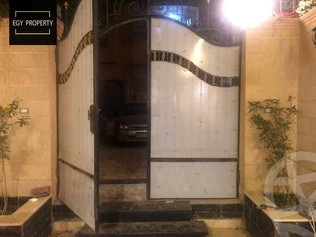 https://aqarmap.com.eg/en/listing/5471050-for-sale-cairo-6th-of-october-el-ahyaa-neighborhood-4th