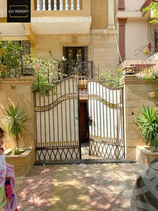 https://aqarmap.com.eg/en/listing/5471050-for-sale-cairo-6th-of-october-el-ahyaa-neighborhood-4th