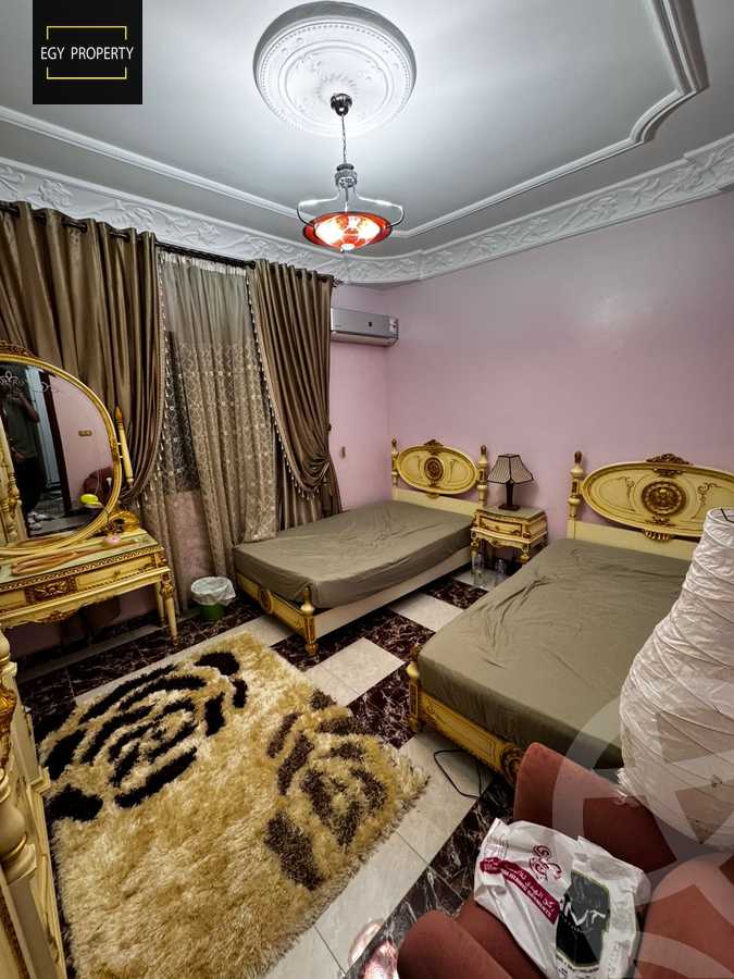 https://aqarmap.com.eg/ar/listing/5471073-for-sale-cairo-6th-of-october-el-ahyaa-neighborhood-3rd-al-hay-al-thalith-st