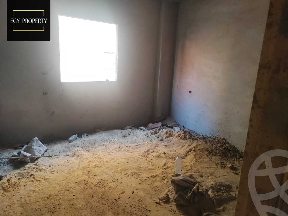 https://aqarmap.com.eg/en/listing/5471131-for-sale-cairo-6th-of-october-el-ahyaa-neighborhood-2nd-divided-from-al-kafrawei-st