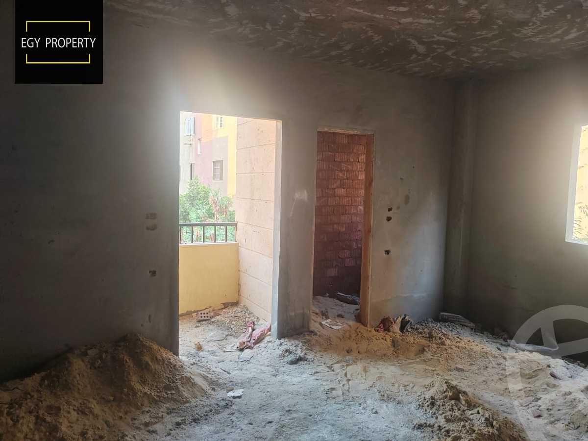 https://aqarmap.com.eg/en/listing/5471131-for-sale-cairo-6th-of-october-el-ahyaa-neighborhood-2nd-divided-from-al-kafrawei-st