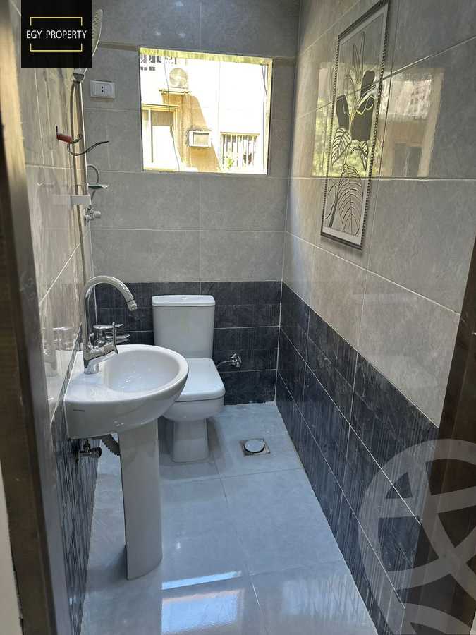 https://aqarmap.com.eg/en/listing/5471158-for-sale-cairo-6th-of-october-el-ahyaa-neighborhood-4th-school-st