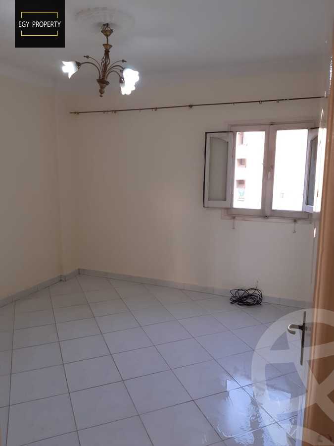 https://aqarmap.com.eg/en/listing/5484717-for-sale-cairo-6th-of-october-el-ahyaa-neighborhood-10th