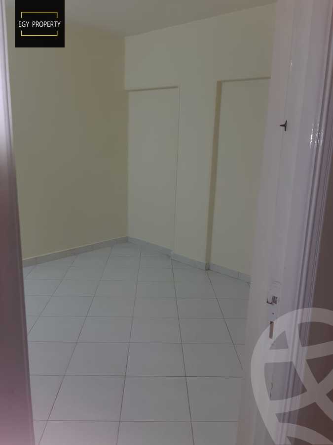 https://aqarmap.com.eg/en/listing/5494624-for-sale-cairo-6th-of-october-el-ahyaa-neighborhood-10th