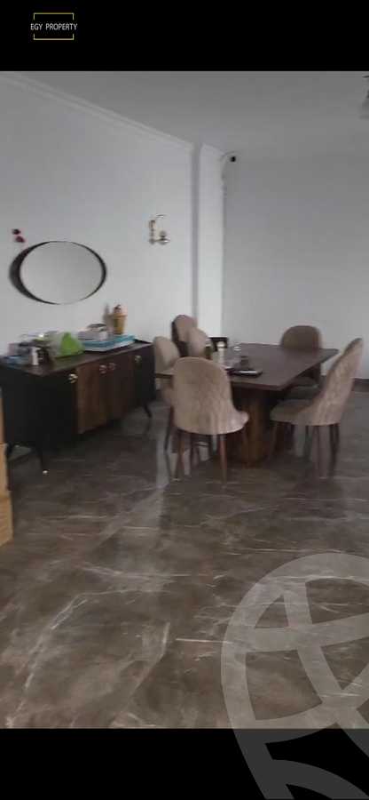 https://aqarmap.com.eg/en/listing/5494648-for-sale-cairo-el-sheikh-zayed-city-compounds-el-khamayel