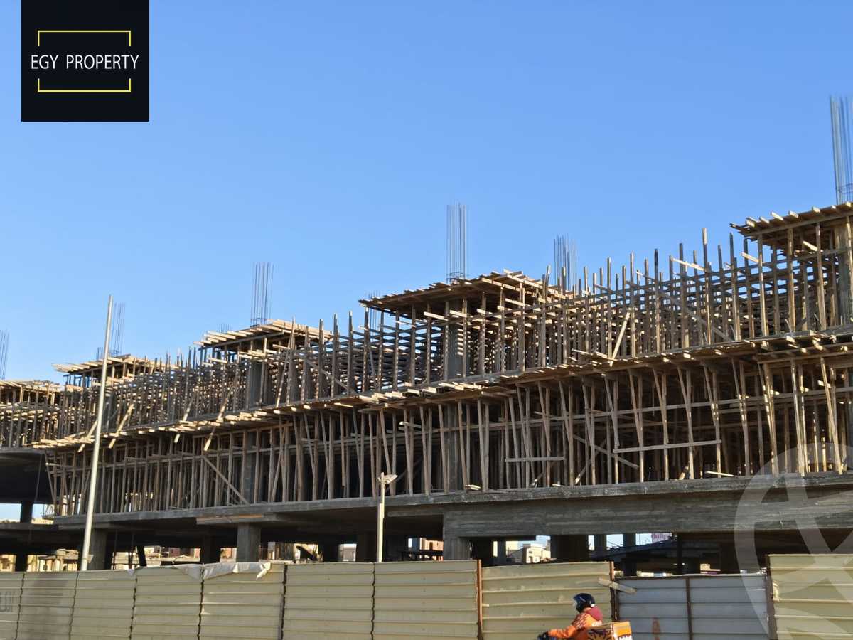 https://aqarmap.com.eg/ar/listing/5543792-for-sale-cairo-6th-of-october-compounds-val-plaza-mall-jawad