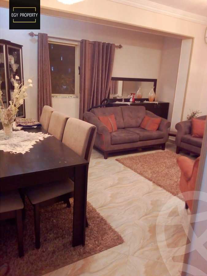 https://aqarmap.com.eg/en/listing/5563293-for-sale-cairo-6th-of-october-el-ahyaa-neighborhood-4th-school-st
