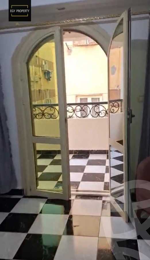 https://aqarmap.com.eg/ar/listing/5566403-for-sale-cairo-6th-of-october-el-ahyaa-neighborhood-3rd-al-hay-al-thalith-st